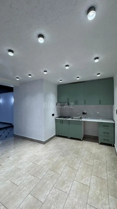 Satılır 4 otaqlı həyət evi 180 m²