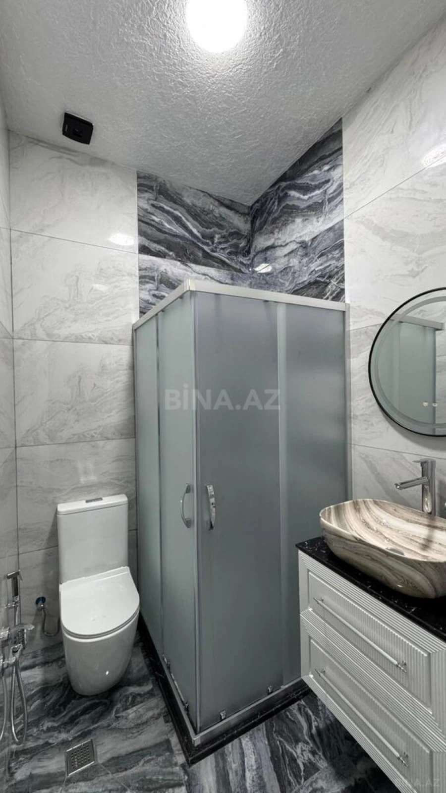 Satılır 4 otaqlı həyət evi 180 m²