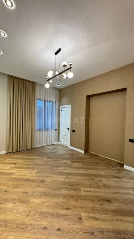 Satılır 4 otaqlı həyət evi 180 m²