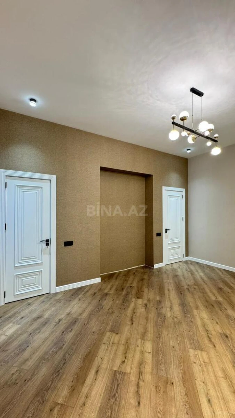 Satılır 4 otaqlı həyət evi 180 m²