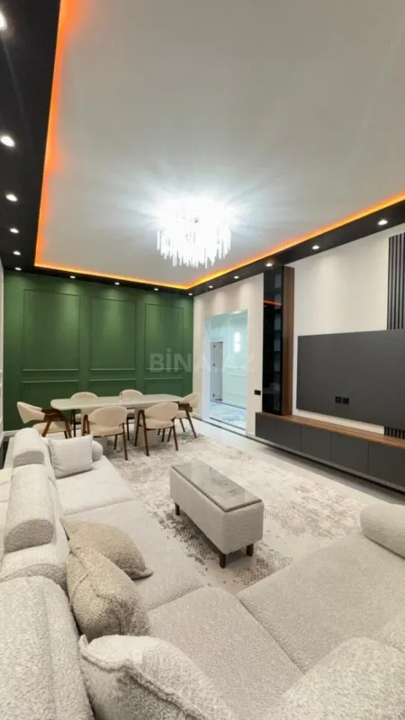 Satılır 4 otaqlı həyət evi 180 m²