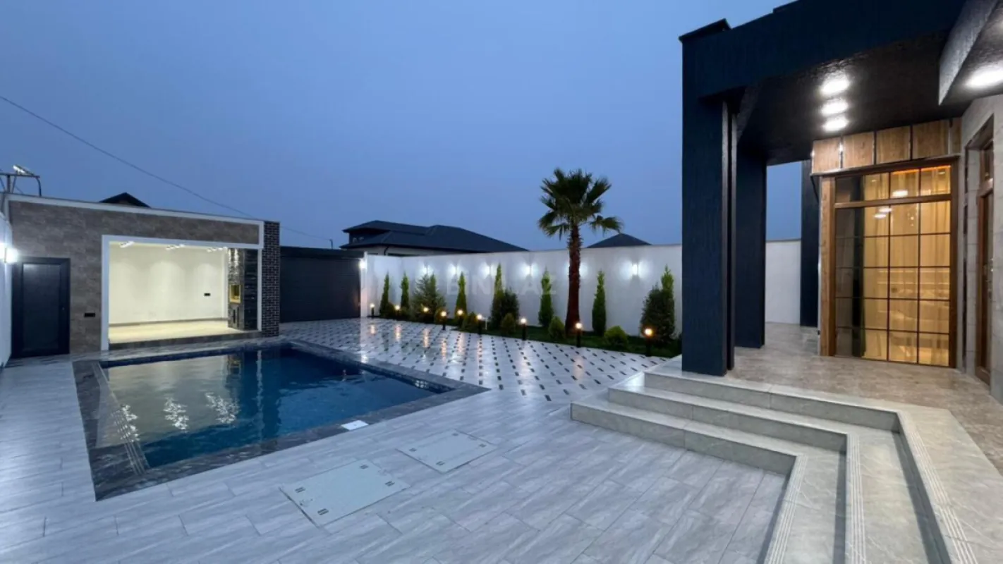 Satılır 4 otaqlı həyət evi 180 m²