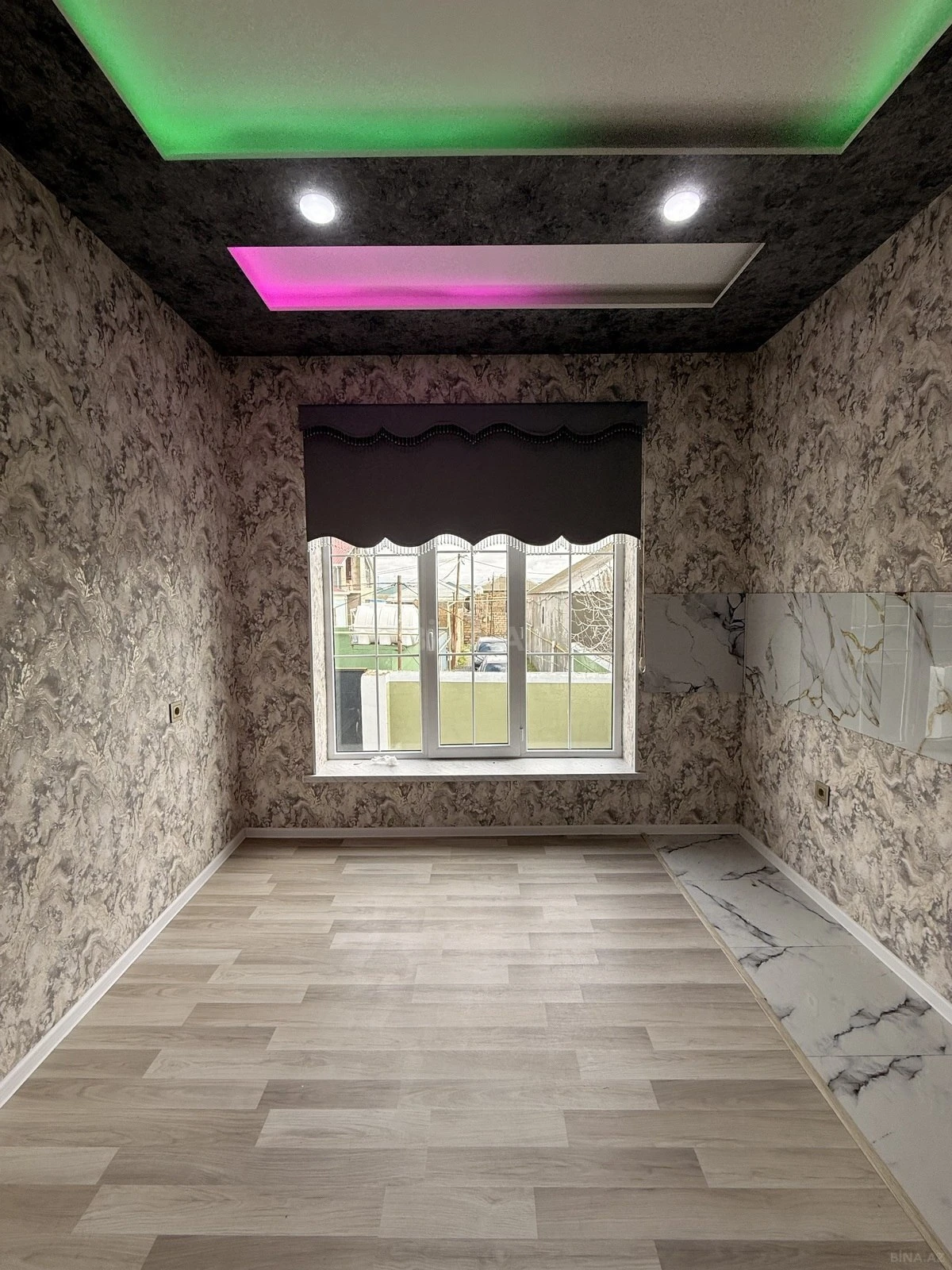 Satılır 4 otaqlı həyət evi 150 m²