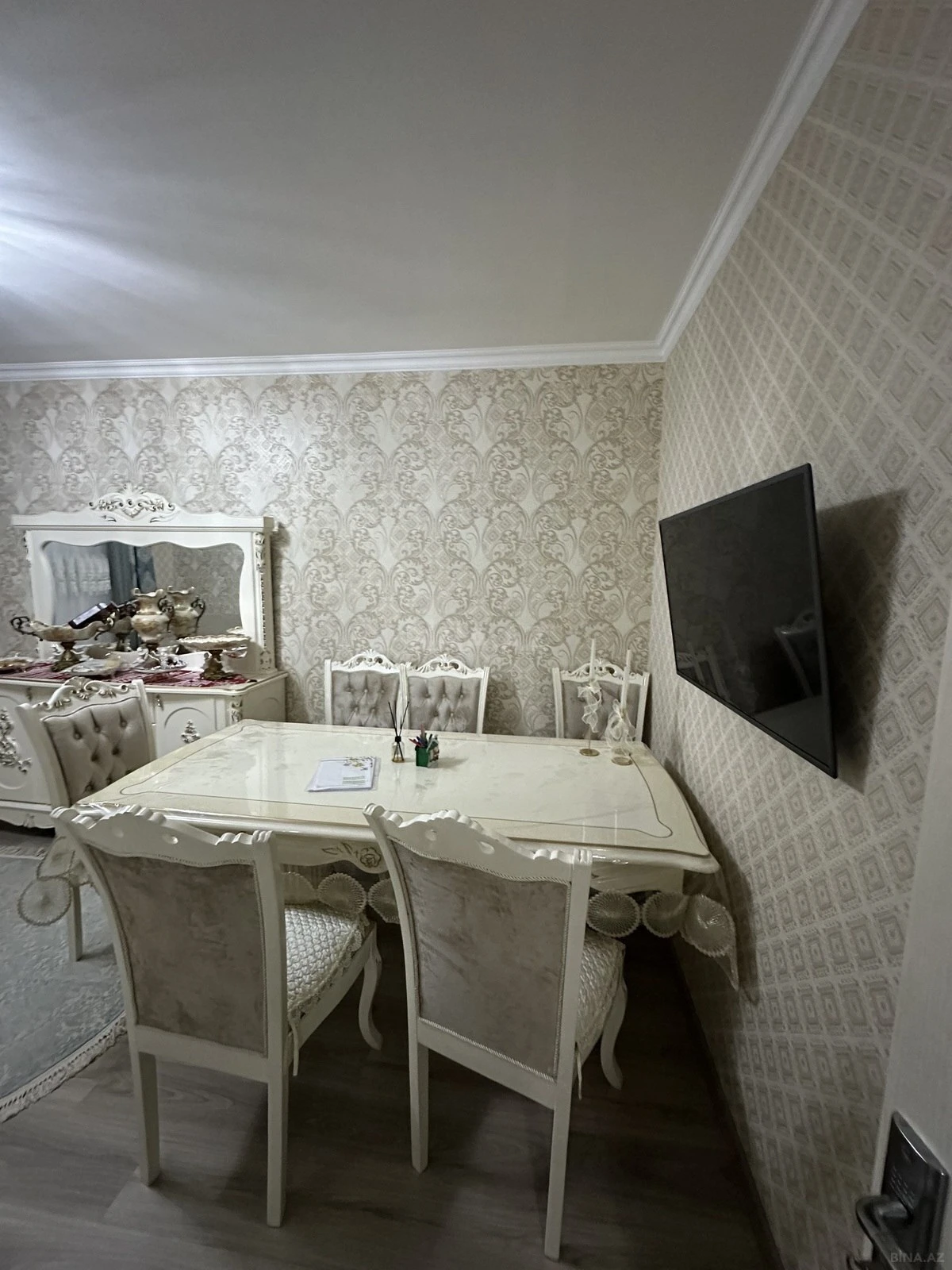 Satılır 2 otaqlı mənzil 65 m²