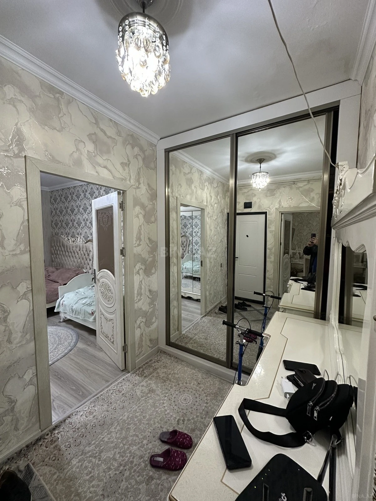 Satılır 2 otaqlı mənzil 65 m²