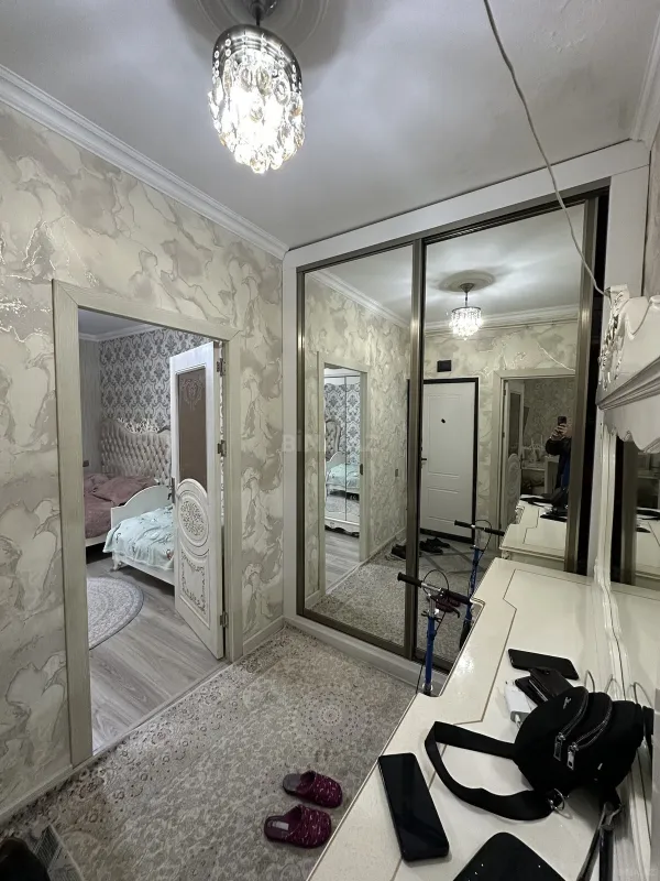 Satılır 2 otaqlı mənzil 65 m²