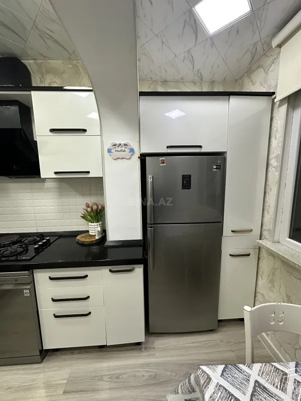 Satılır 2 otaqlı mənzil 65 m²