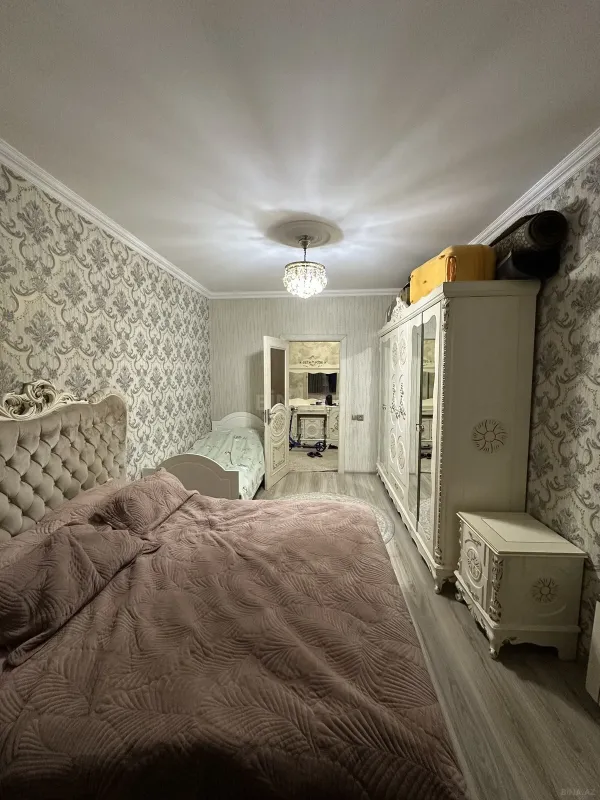 Satılır 2 otaqlı mənzil 65 m²