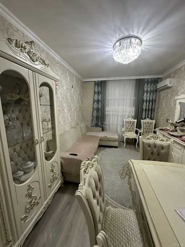 Satılır 2 otaqlı mənzil 65 m²