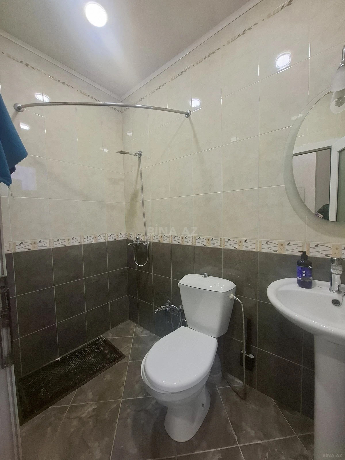 Satılır 2 otaqlı mənzil 42 m²