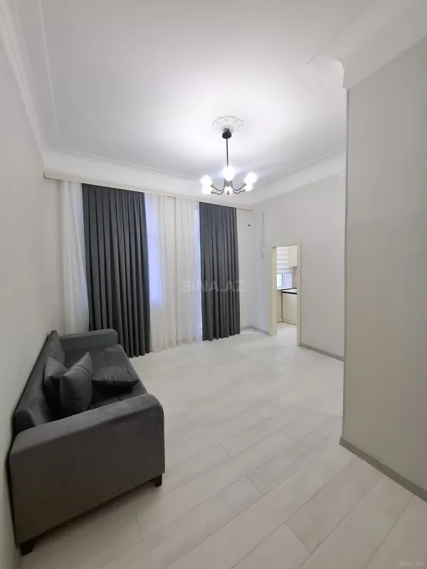 Satılır 2 otaqlı mənzil 42 m²