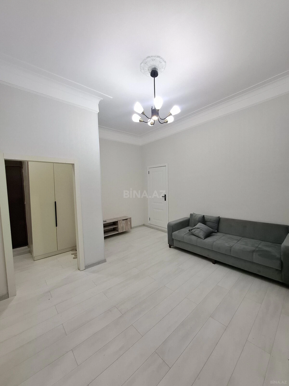 Satılır 2 otaqlı mənzil 42 m²