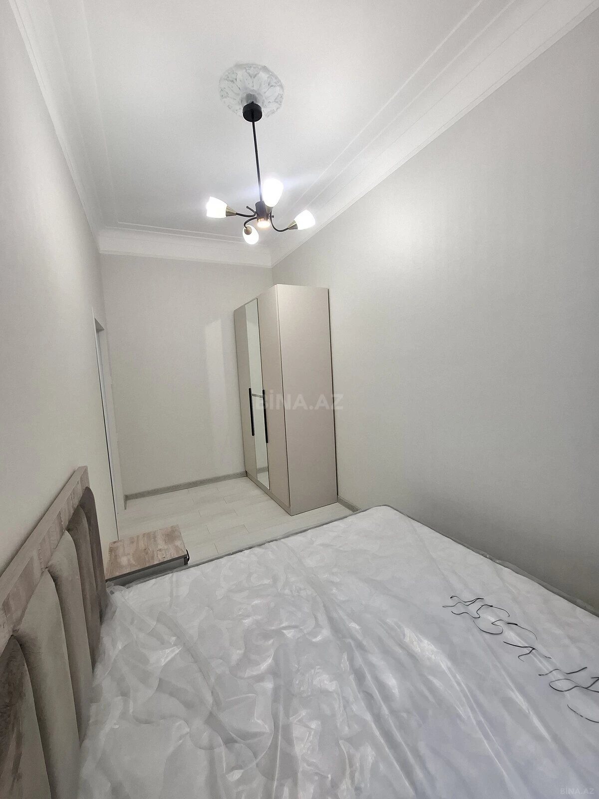 Satılır 2 otaqlı mənzil 42 m²