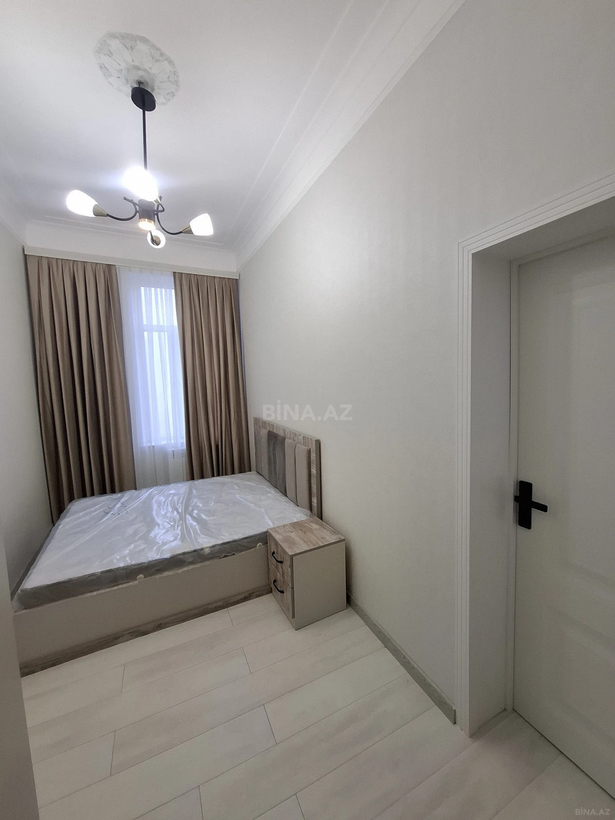 Satılır 2 otaqlı mənzil 42 m²