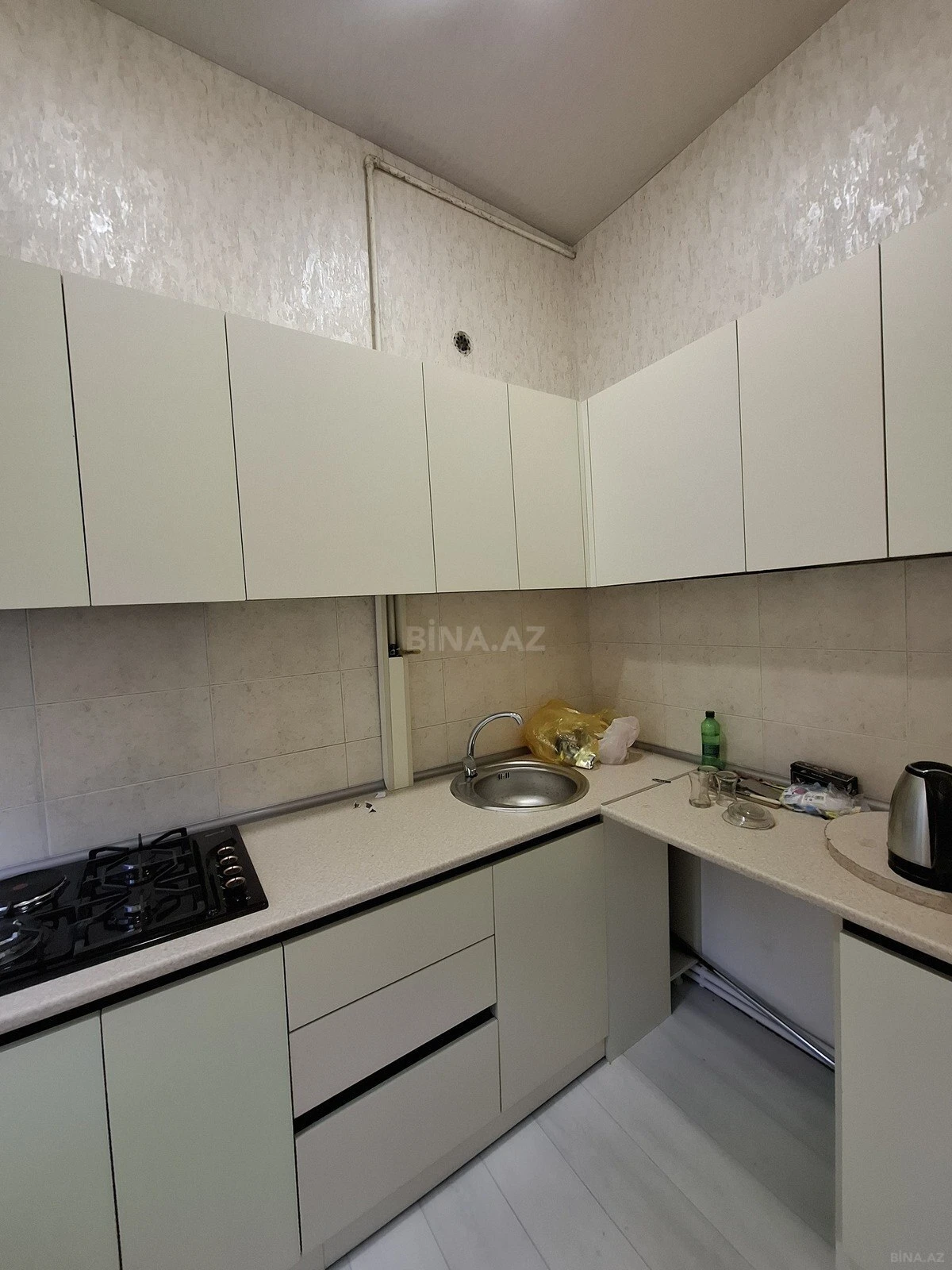 Satılır 2 otaqlı mənzil 42 m²