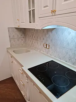 Kirayə verilir 4 otaqlı mənzil 205 m²