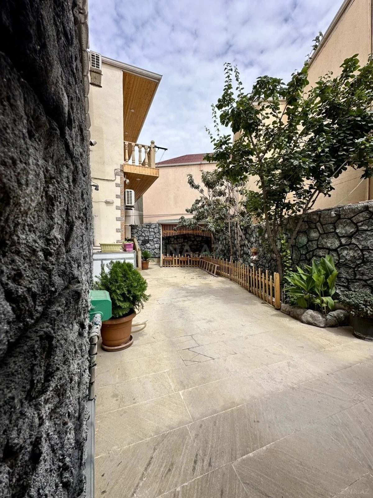 Satılır 6 otaqlı həyət evi 130.1 m²