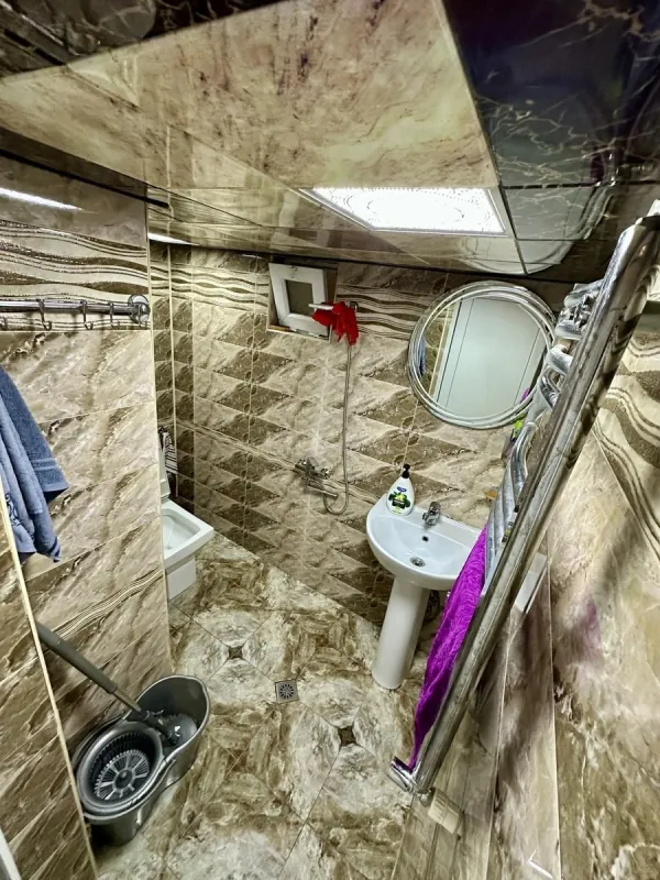 Satılır 6 otaqlı həyət evi 130.1 m²