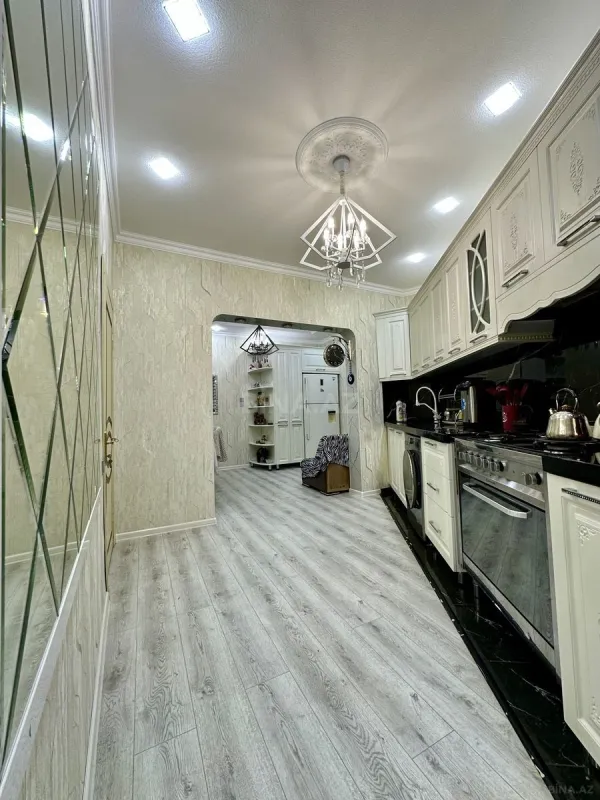 Satılır 6 otaqlı həyət evi 130.1 m²