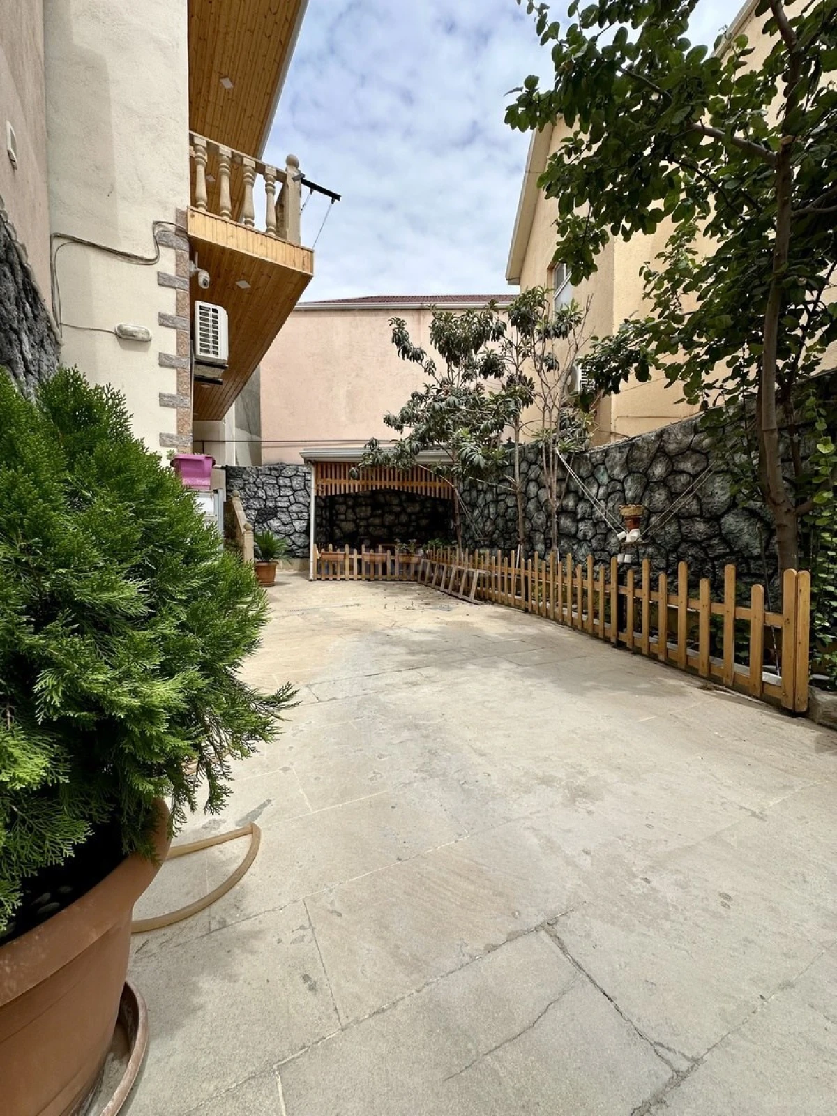 Satılır 6 otaqlı həyət evi 130.1 m²