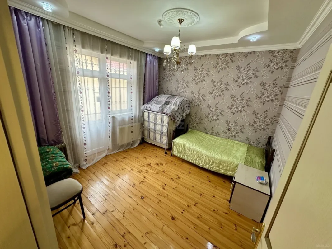 Satılır 6 otaqlı həyət evi 130.1 m²