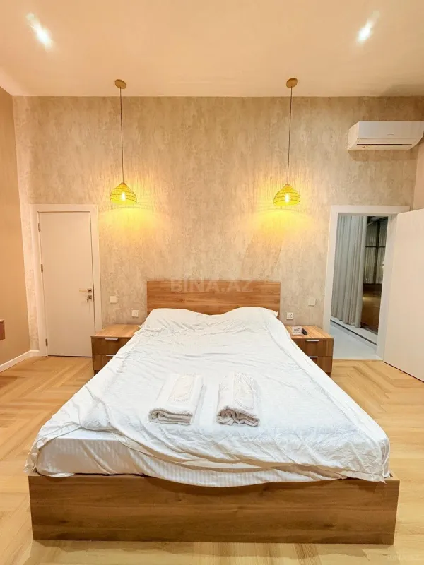 Kirayə verilir 4 otaqlı həyət evi 250 m²