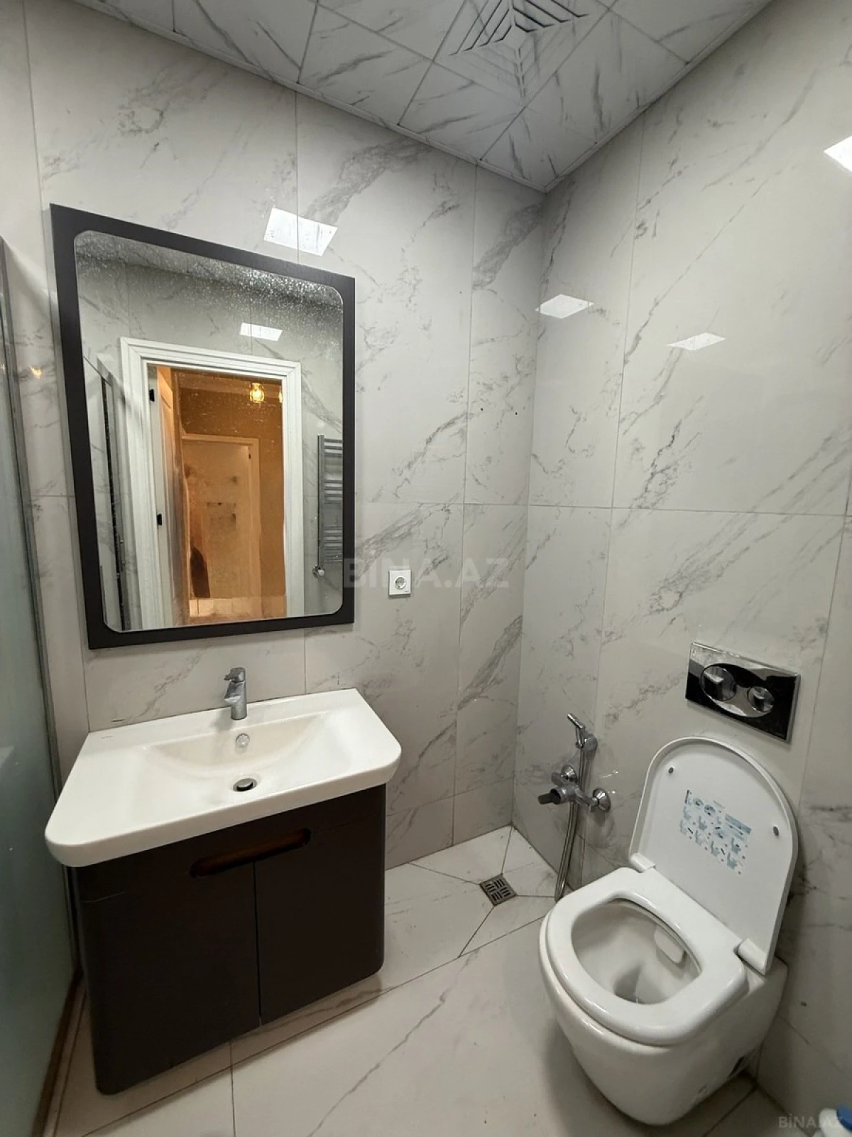 Satılır 3 otaqlı mənzil 66 m²