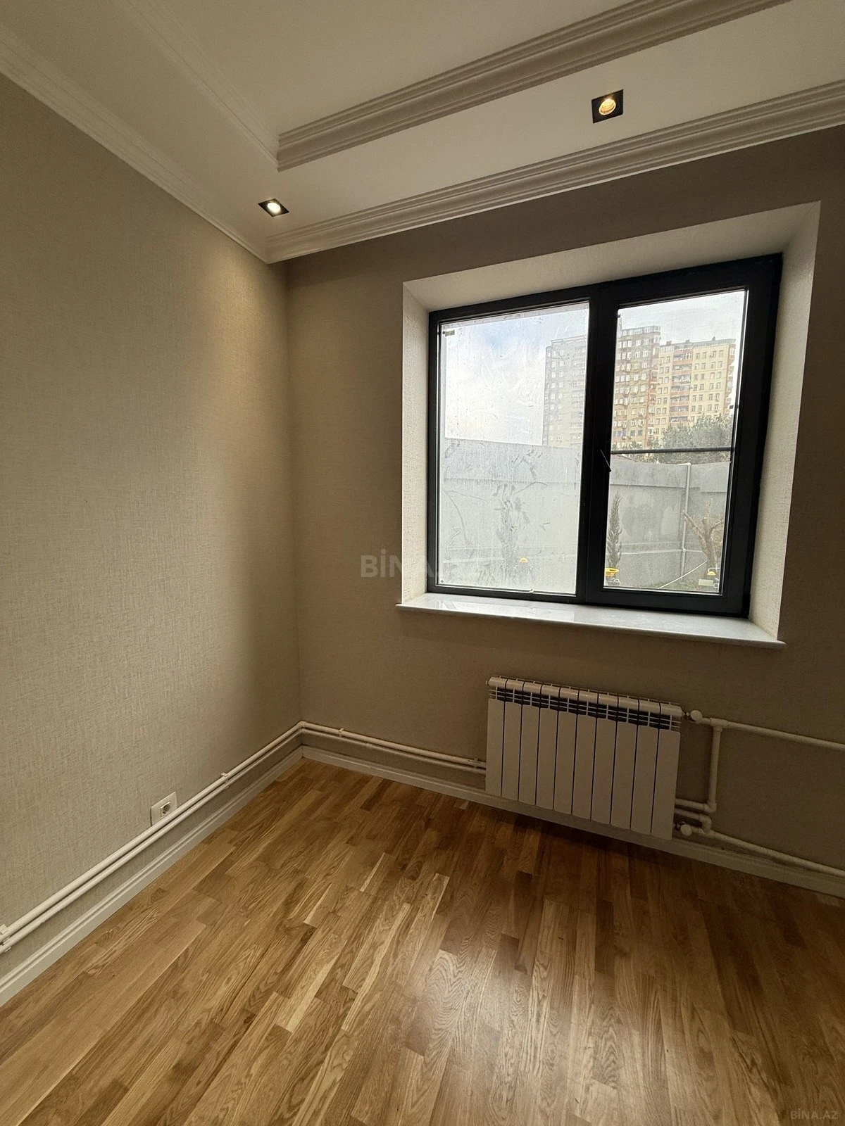 Satılır 3 otaqlı mənzil 66 m²