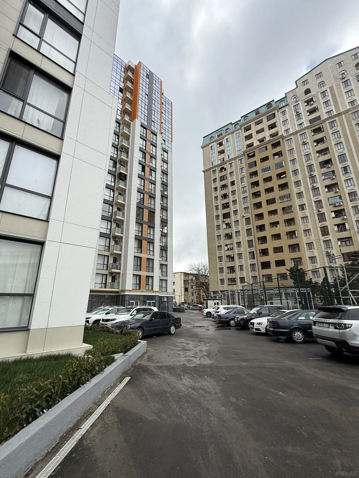Satılır 3 otaqlı mənzil 66 m²