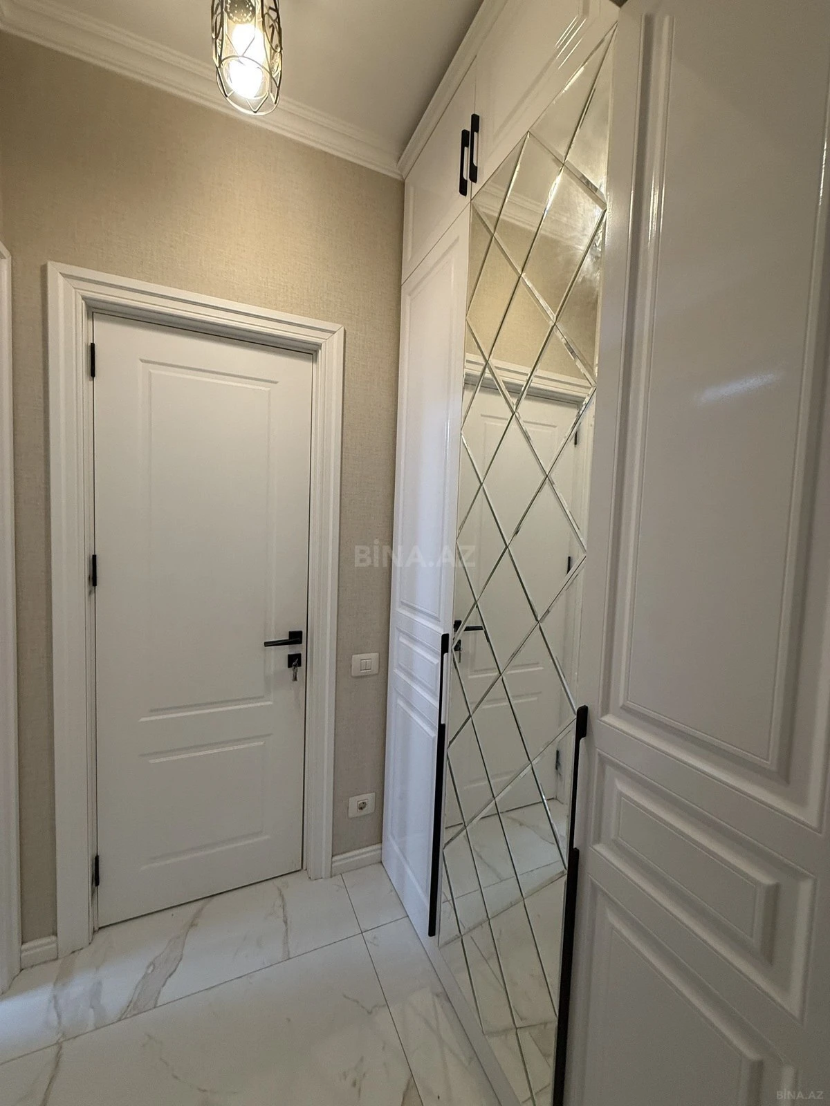 Satılır 3 otaqlı mənzil 66 m²