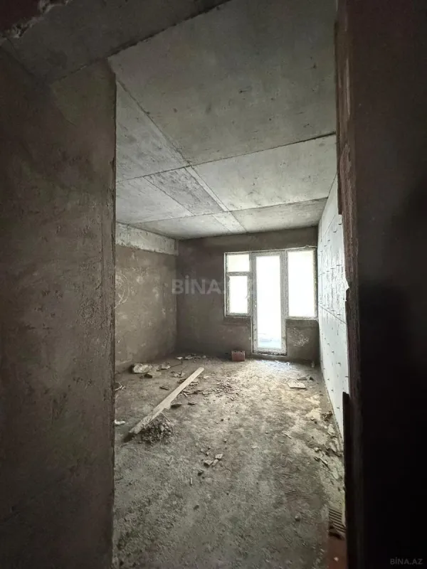 Satılır 2 otaqlı mənzil 92 m²