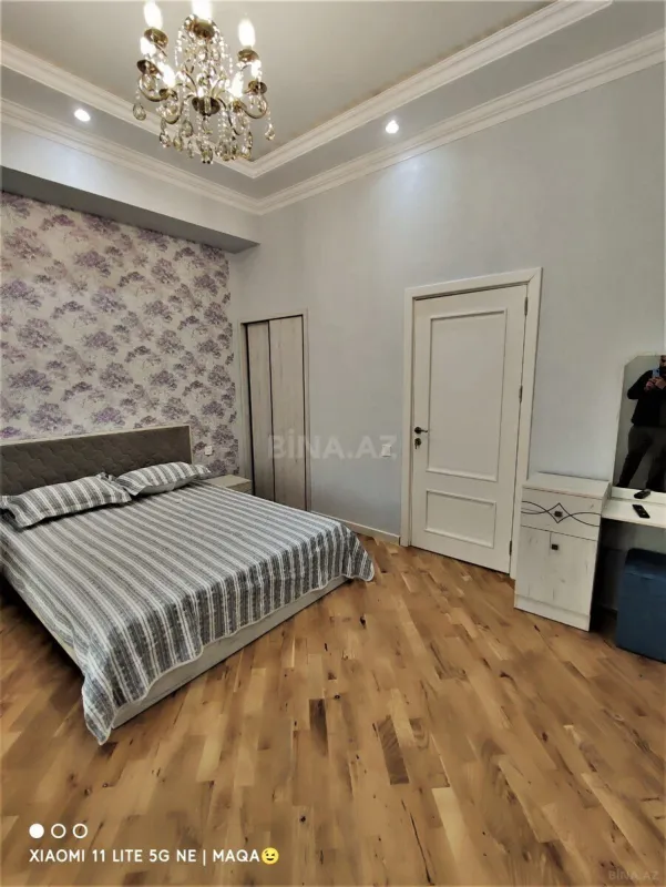 Kirayə verilir 2 otaqlı mənzil 80 m²