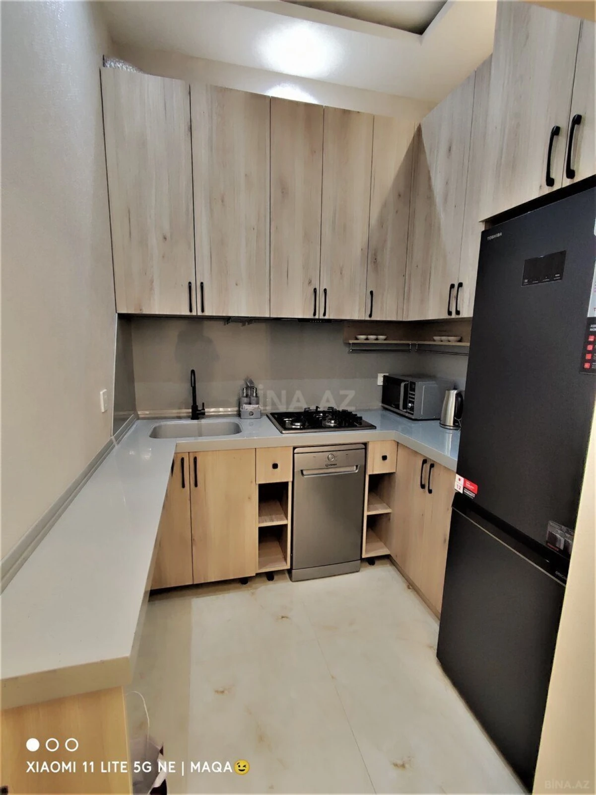 Kirayə verilir 2 otaqlı mənzil 80 m²