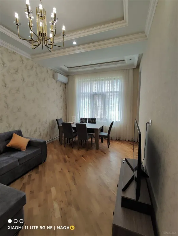 Kirayə verilir 2 otaqlı mənzil 80 m²