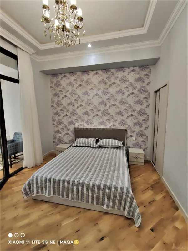 Kirayə verilir 2 otaqlı mənzil 80 m²