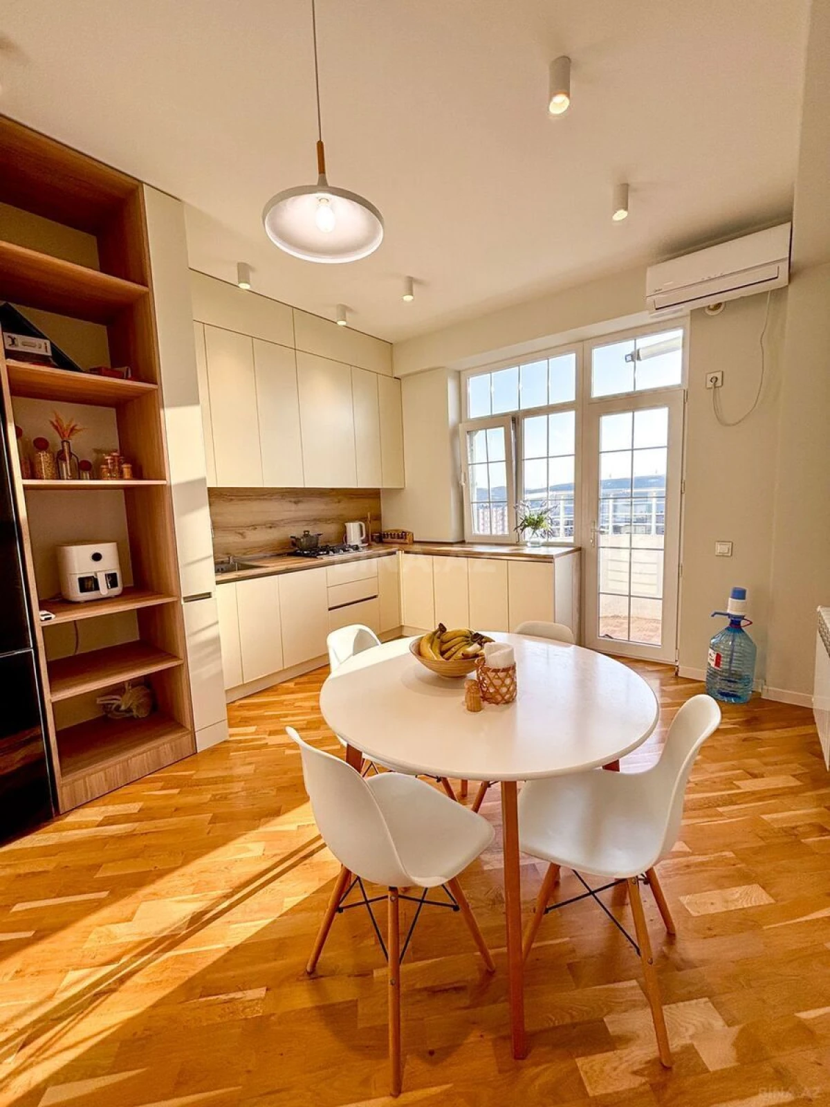 Satılır 2 otaqlı mənzil 95 m²