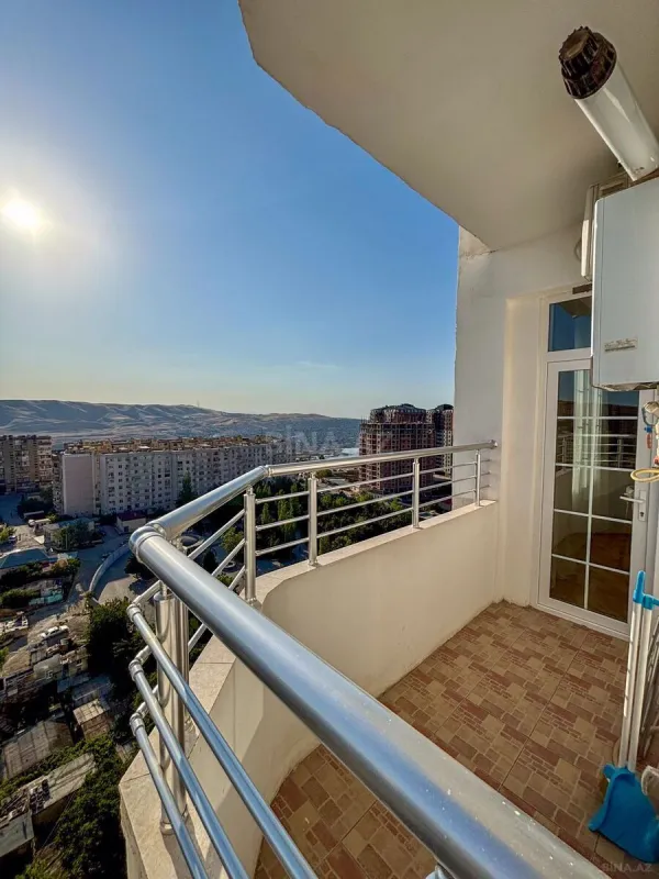 Satılır 2 otaqlı mənzil 95 m²