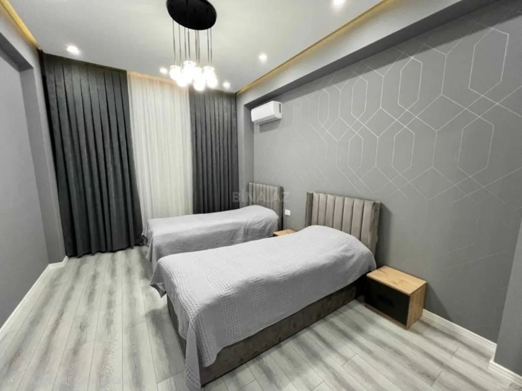 Kirayə verilir 3 otaqlı mənzil 150 m²