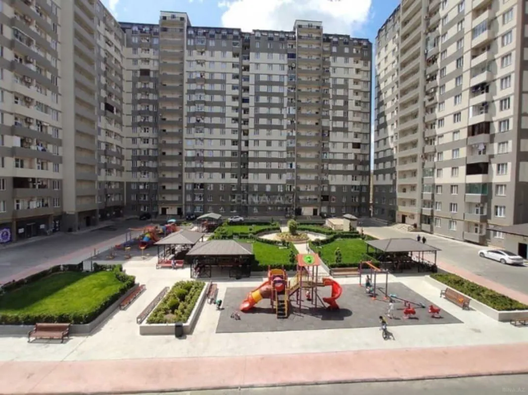 Satılır 2 otaqlı mənzil 68 m²