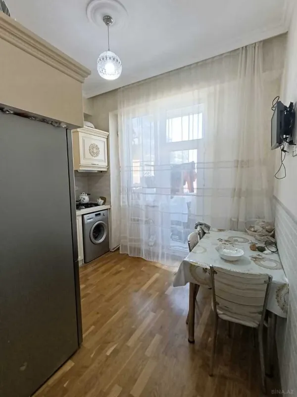 Satılır 2 otaqlı mənzil 68 m²