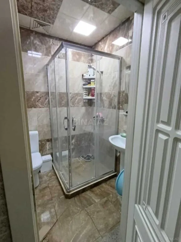 Satılır 2 otaqlı mənzil 68 m²