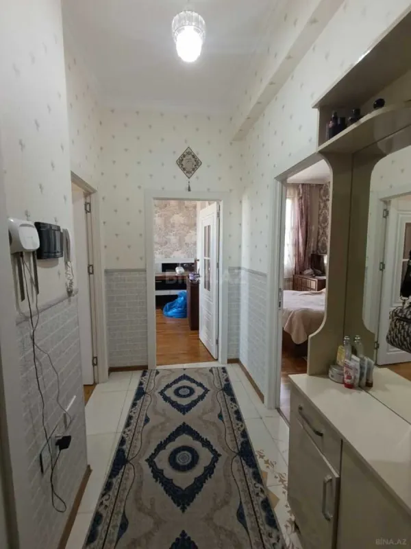 Satılır 2 otaqlı mənzil 68 m²