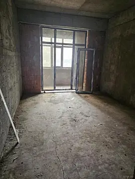 Satılır 2 otaqlı mənzil 99 m²