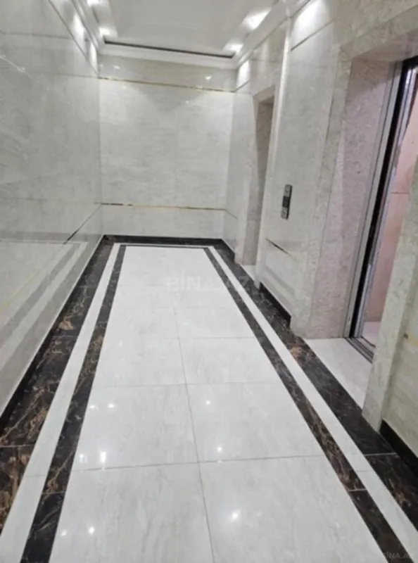 Satılır 2 otaqlı mənzil 99 m²