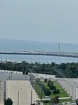 Satılır 2 otaqlı mənzil 99 m²