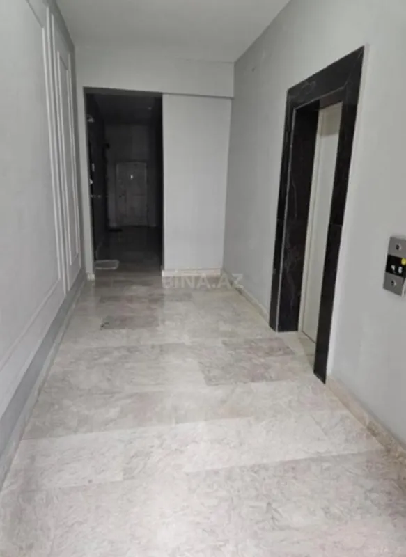 Satılır 2 otaqlı mənzil 99 m²