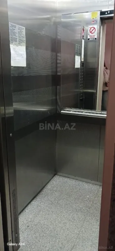 Satılır 2 otaqlı mənzil 99 m²