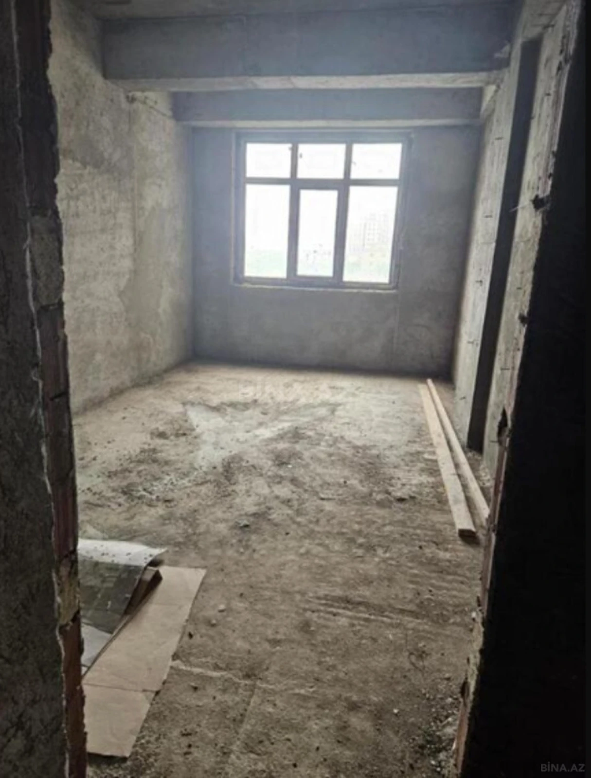Satılır 2 otaqlı mənzil 99 m²