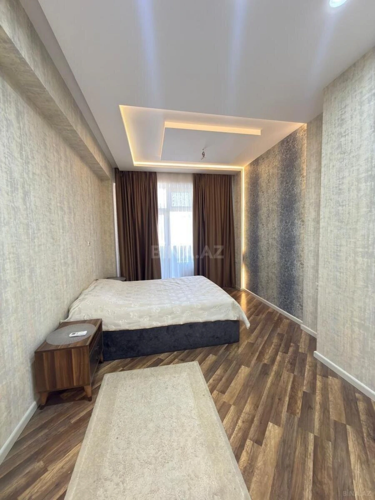 Satılır 2 otaqlı mənzil 72 m²