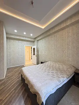 Satılır 2 otaqlı mənzil 72 m²